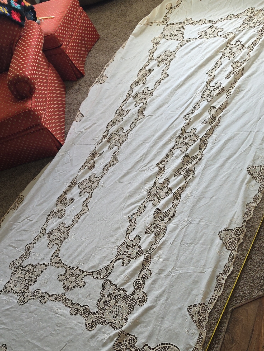 Handmade Cut And Lace Cream Banquet Tablecloth with Lace Insets - 138 x 65